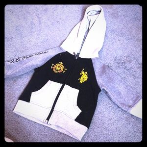 Cutee zip up jacket for boys!